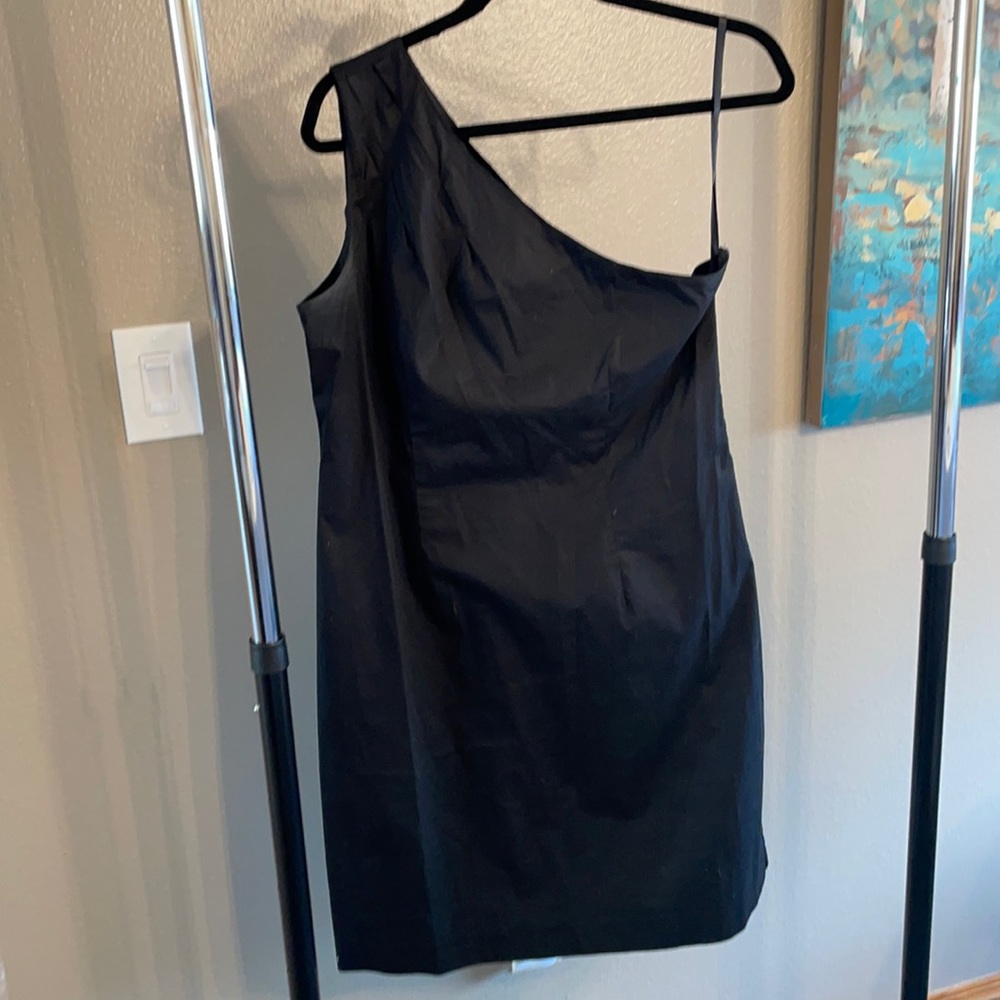 Gap Factory one shoulder black dress